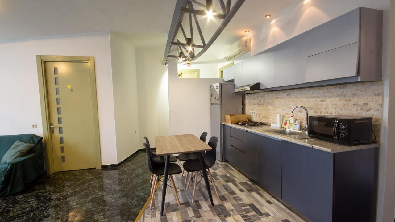 4 Bedroom Apartment On Liberty Square Τυφλίδα Εξωτερικό φωτογραφία