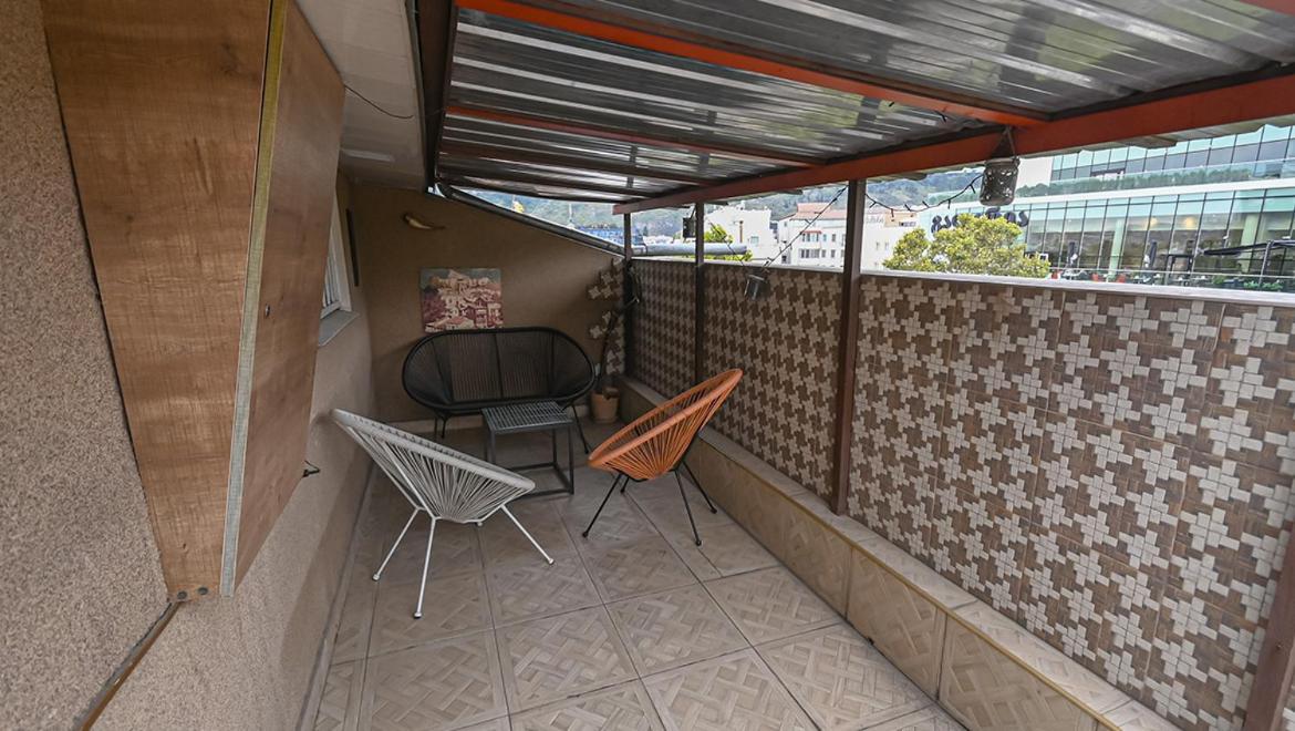 4 Bedroom Apartment On Liberty Square Τυφλίδα Εξωτερικό φωτογραφία